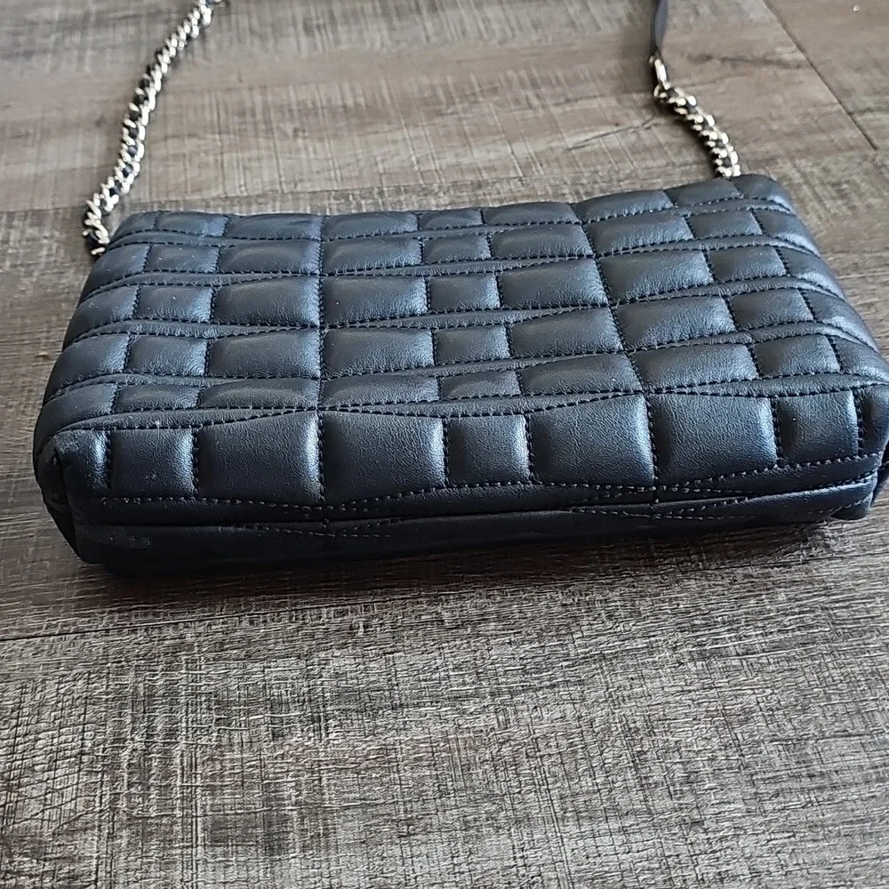 Kate Spade - Black Quilted Crossbody Bag - Picture 8 of 11